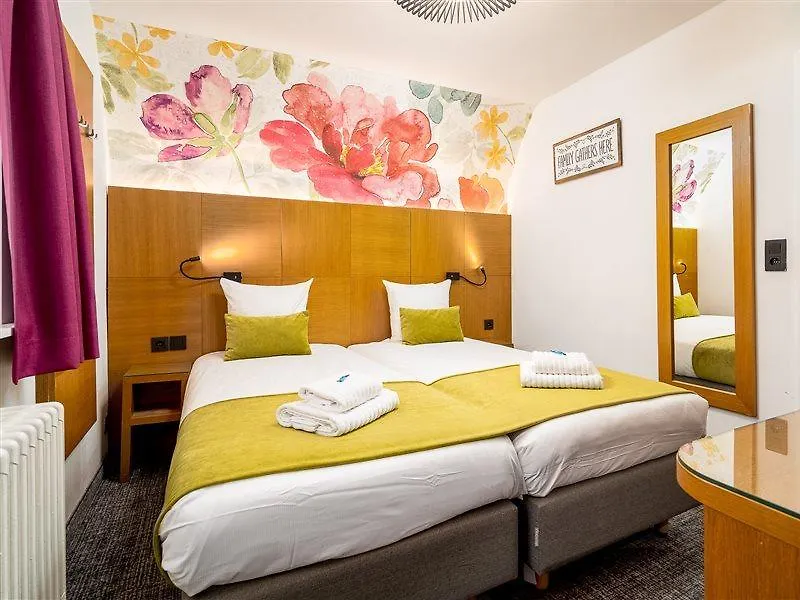 Hotel Jacobs Brugge 3*,